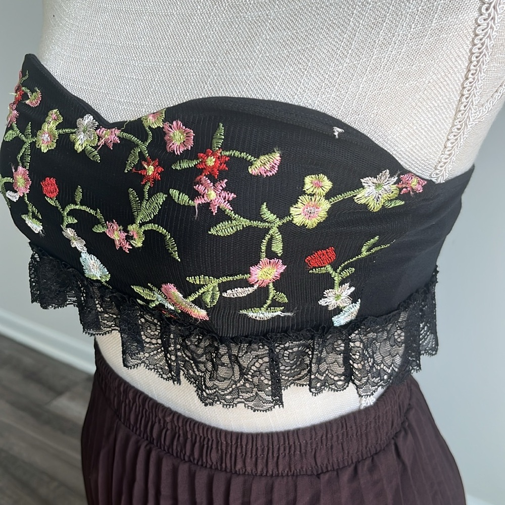 Floral Black Strapless Top - Picture 6 of 11